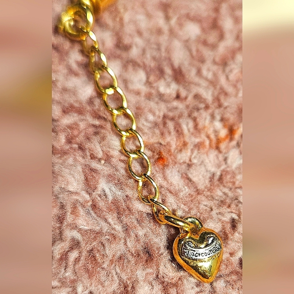 JUICY Couture White Multi Strand Crown Peace Pearl Heart Bling Charm Bracelet - Picture 10 of 14